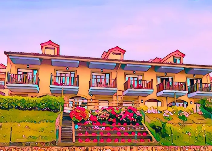 Casa De Las Flores - Apartamento Con Jardin Privado Frente A La Playa De Comillas